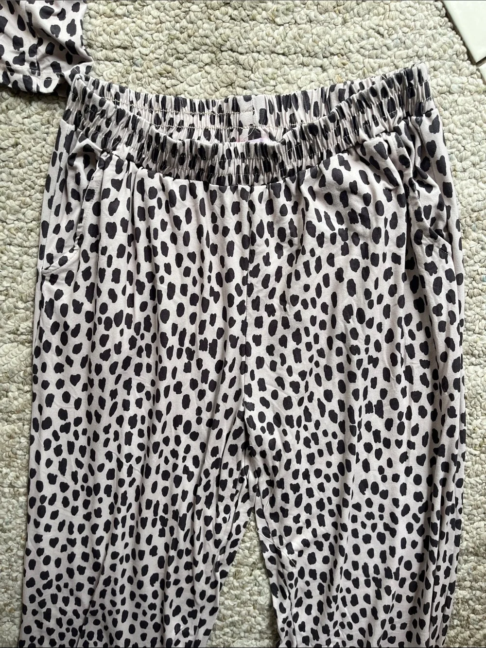 Womens Pink Leopard-Print Pajama Set with Contrast Trim